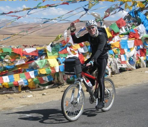 Explore redspokes' Tibet Bicycle Tours